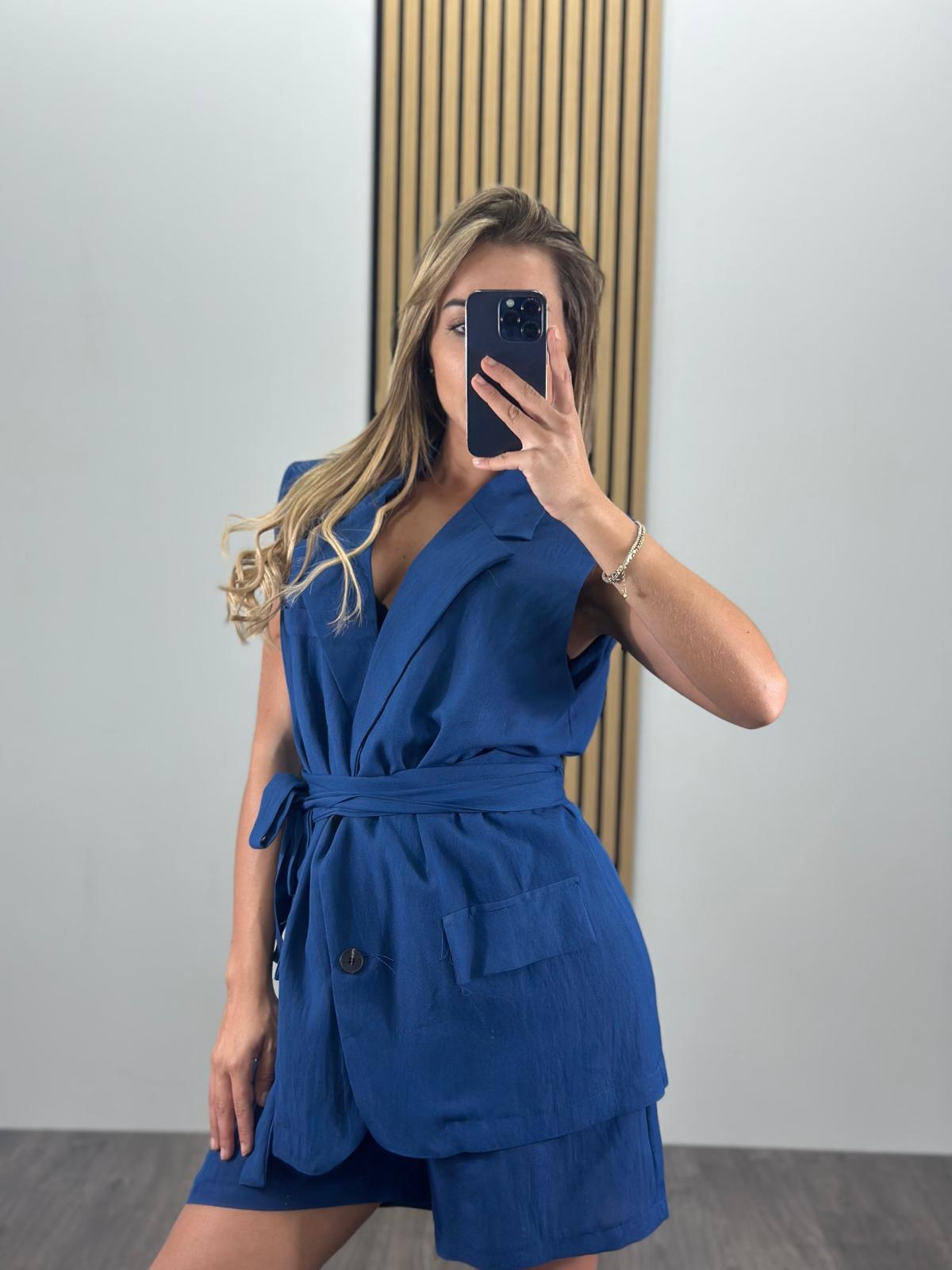 Set coordinato con bermuda e gilet