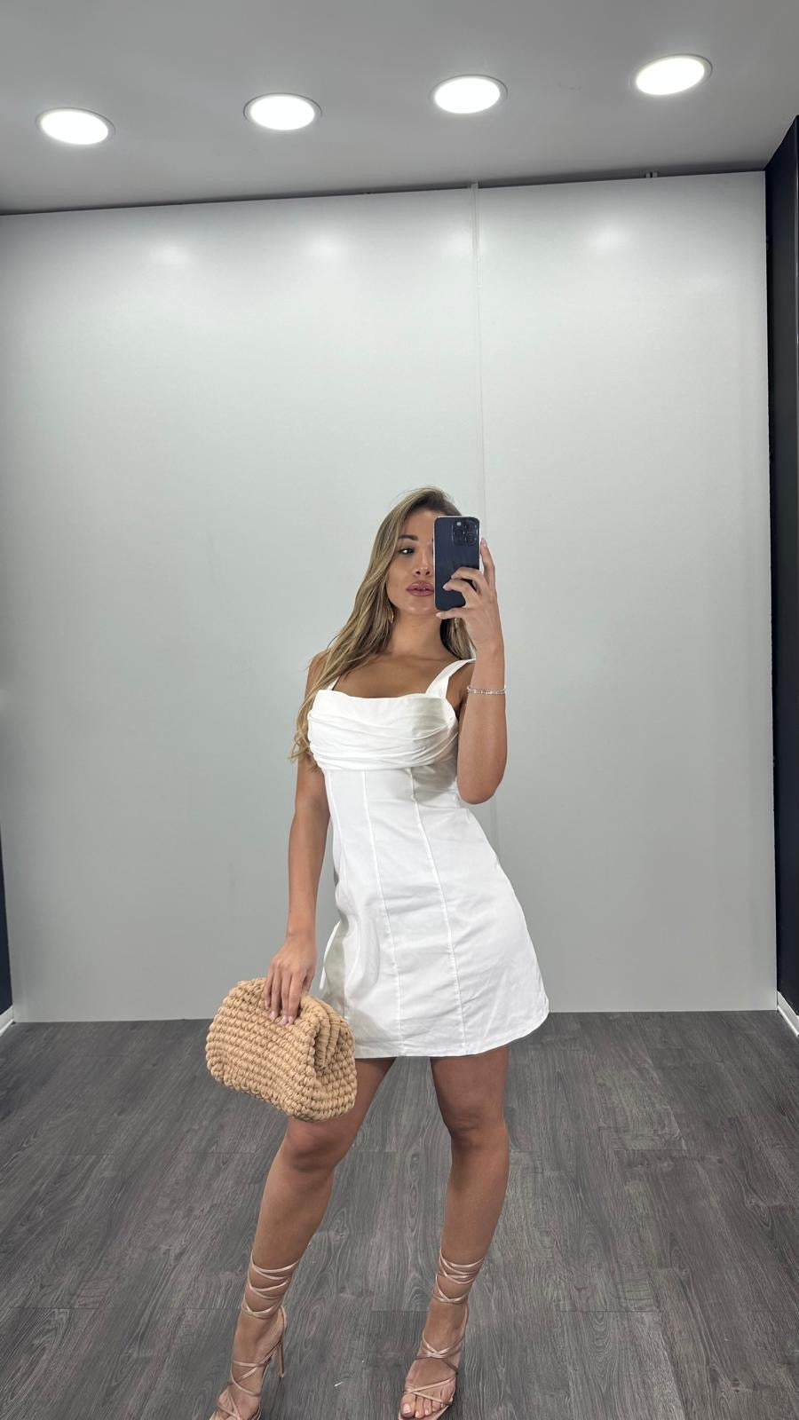 Abito corto MIA