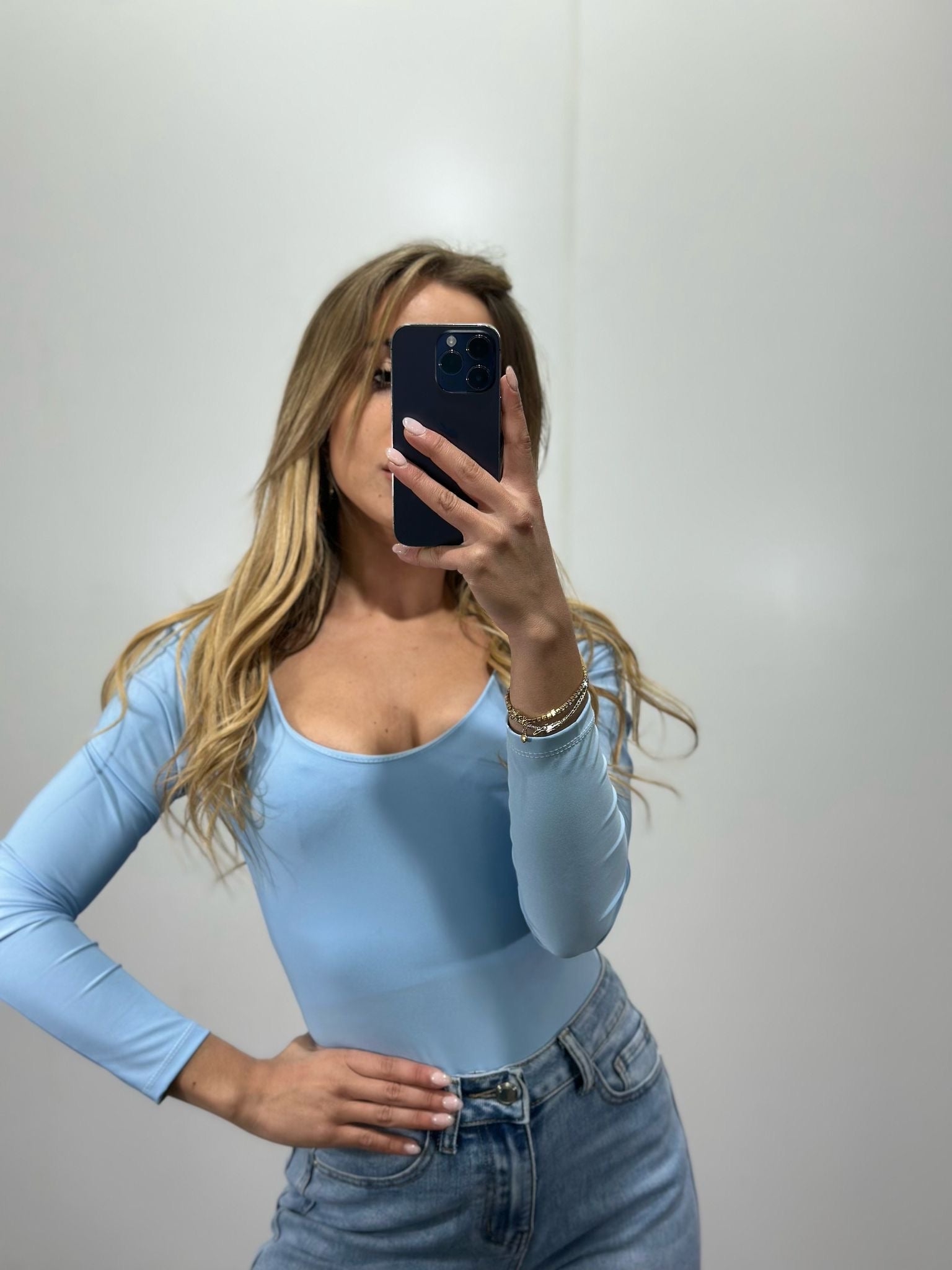 Body con manica lunga e scollo tondo