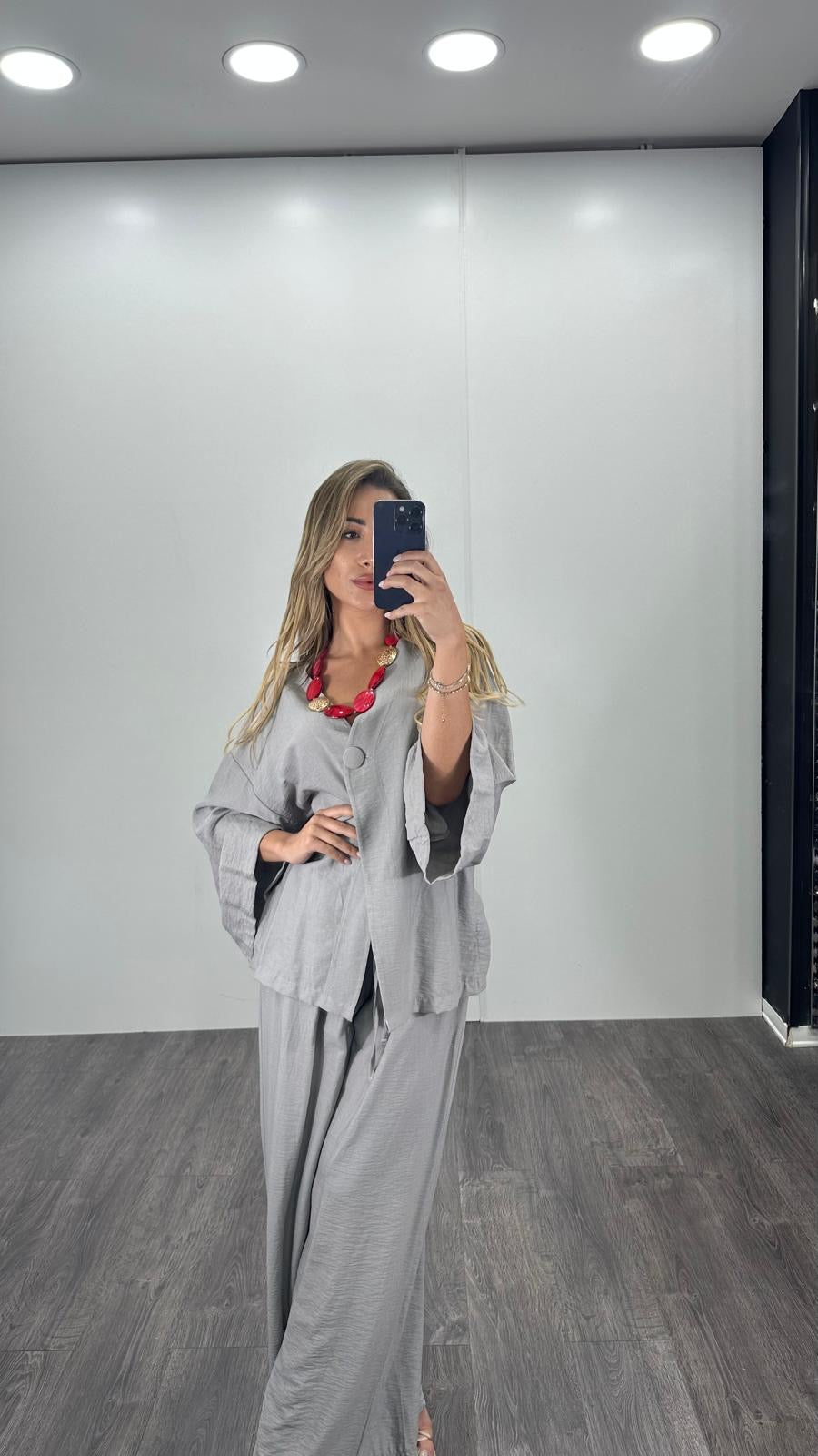 Coordinato over con bottoni low cost