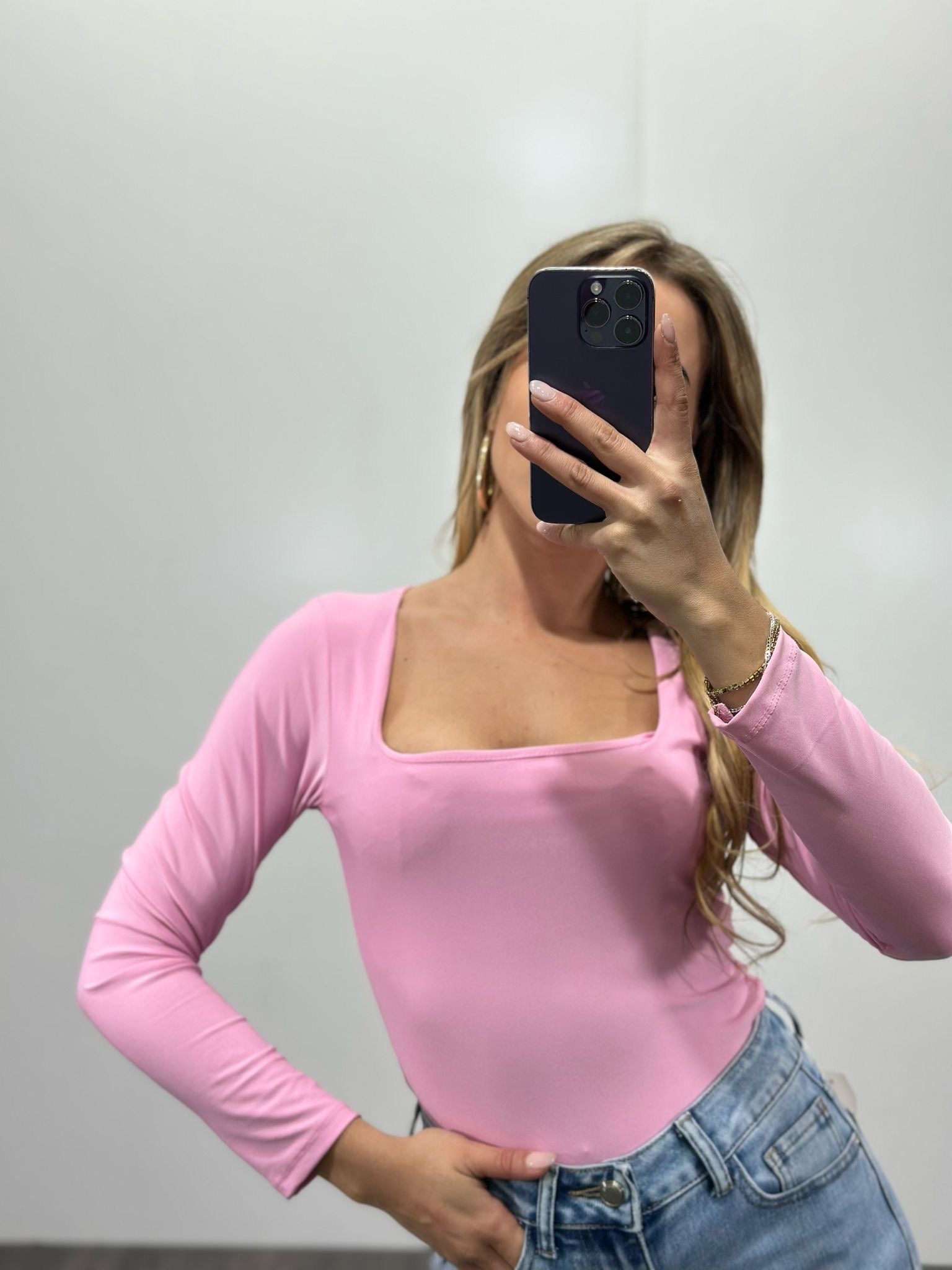 Body con manica lunga e scollo squadrato