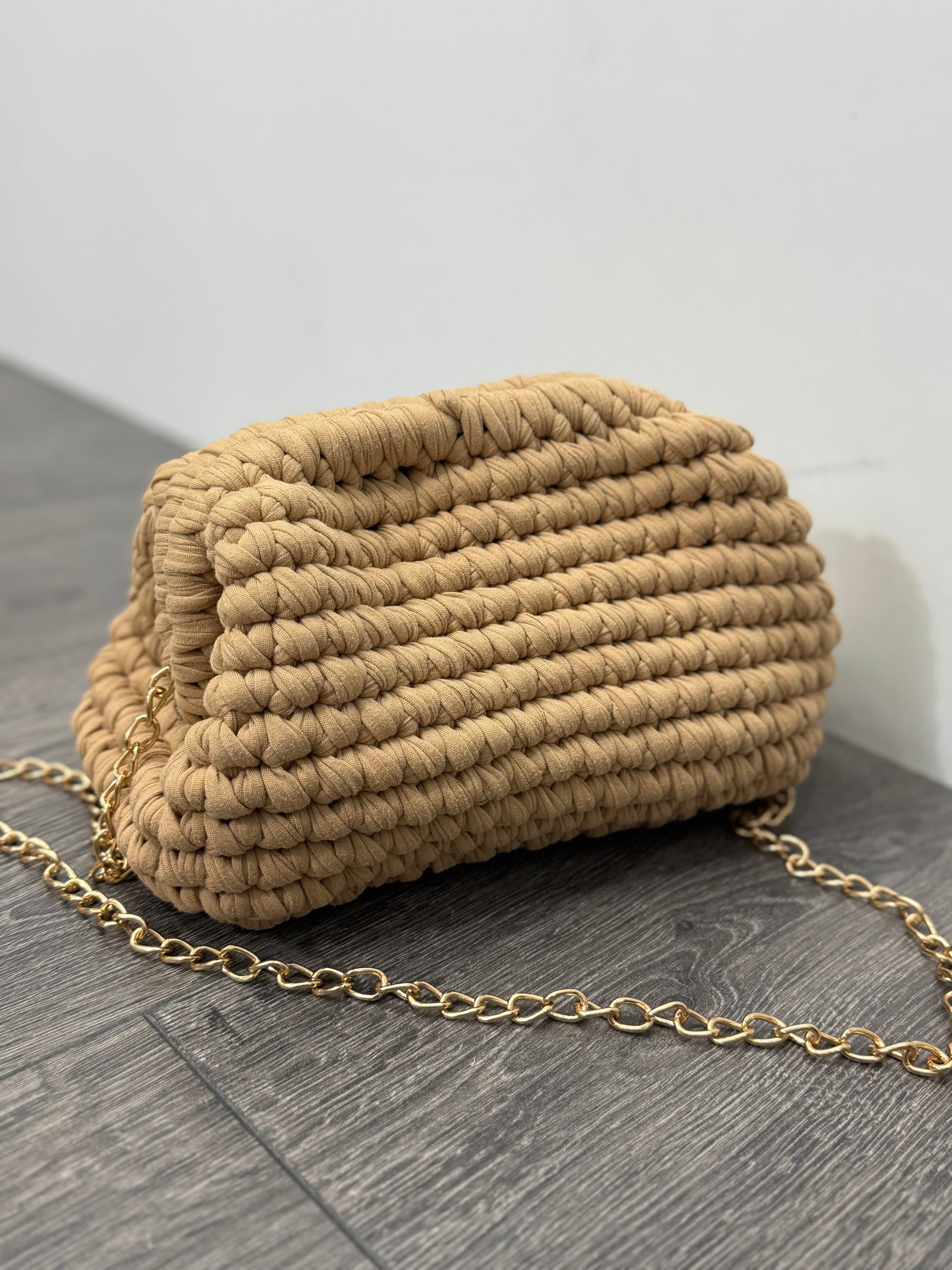 Borsa MUST HAVE ad uncinetto