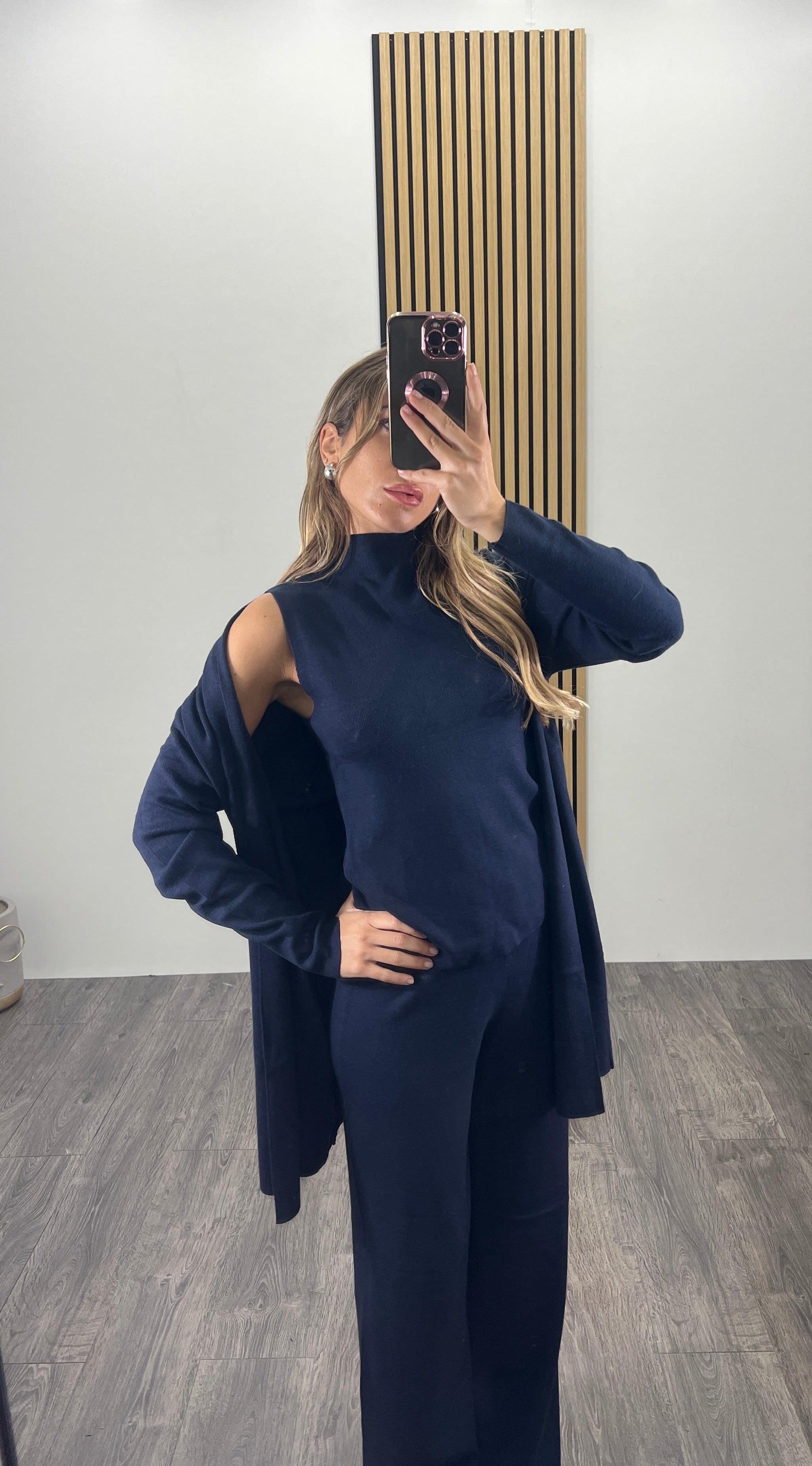 Coordinato tre pezzi in lanetta