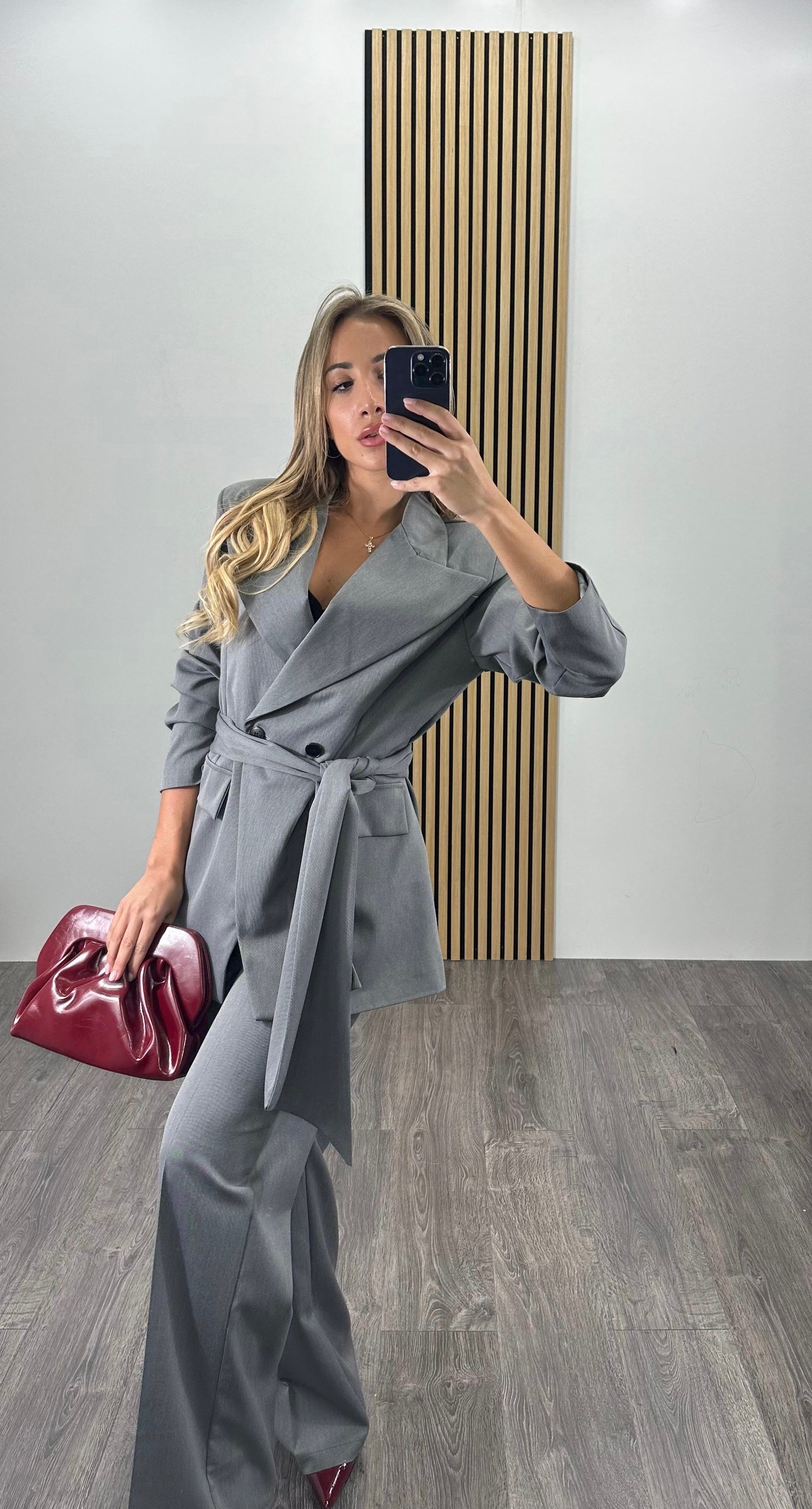Tailleur con cintura Lady