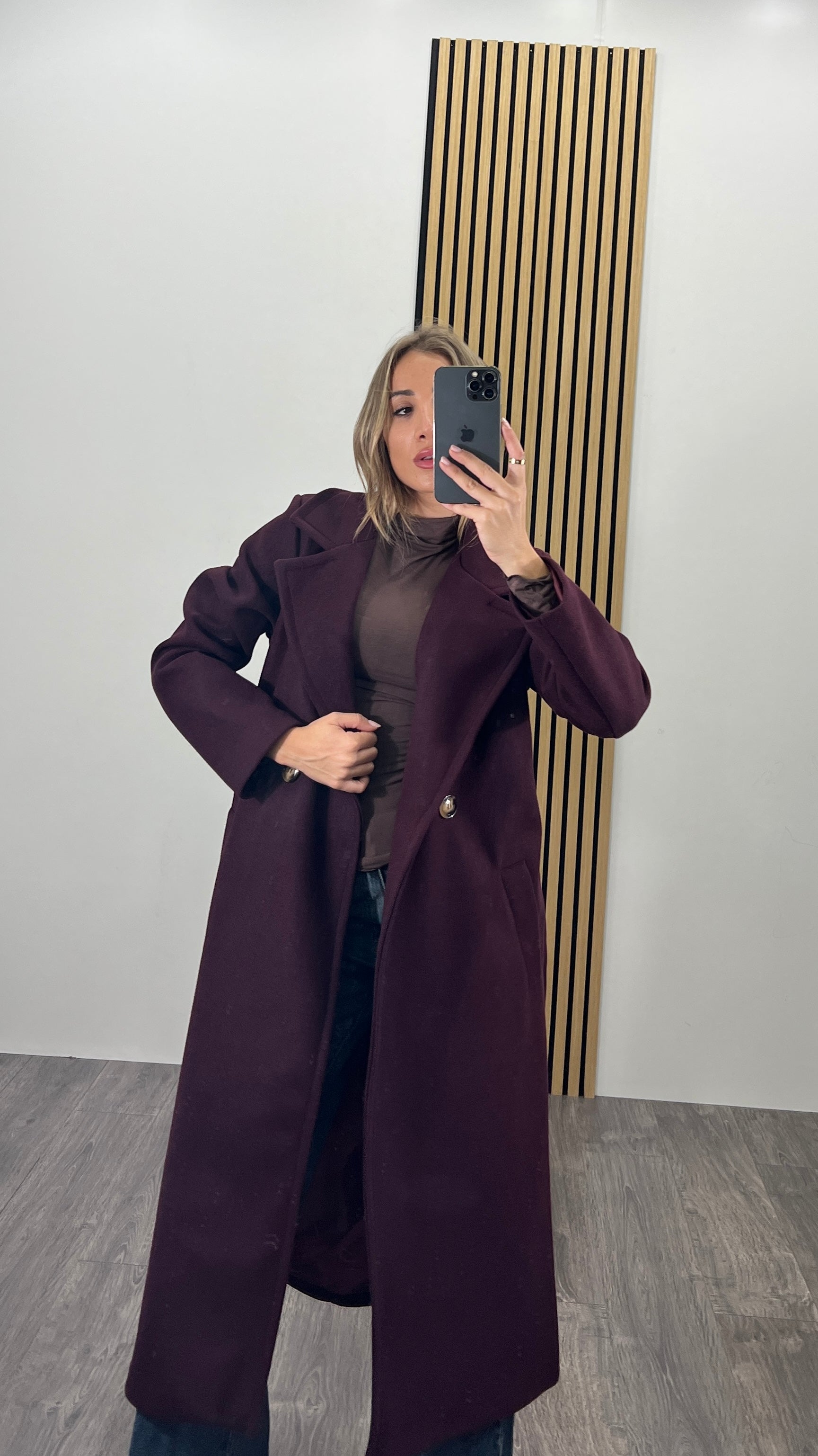 Cappotto lungo con laccio ,taglio sartoriale