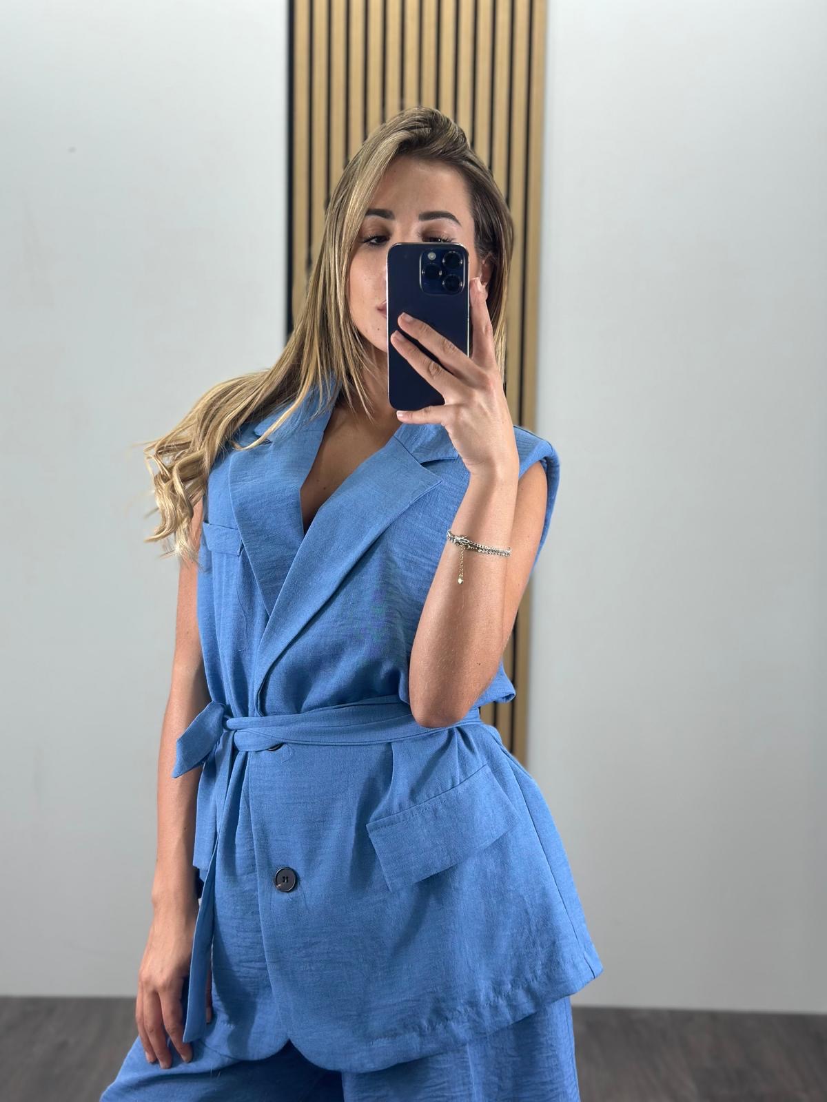 Set coordinato con bermuda e gilet