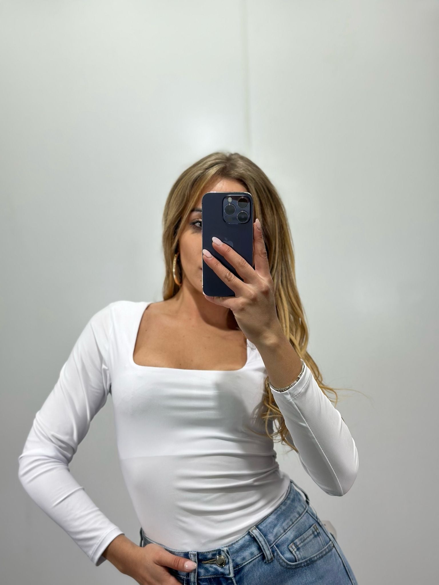 Body con manica lunga e scollo squadrato