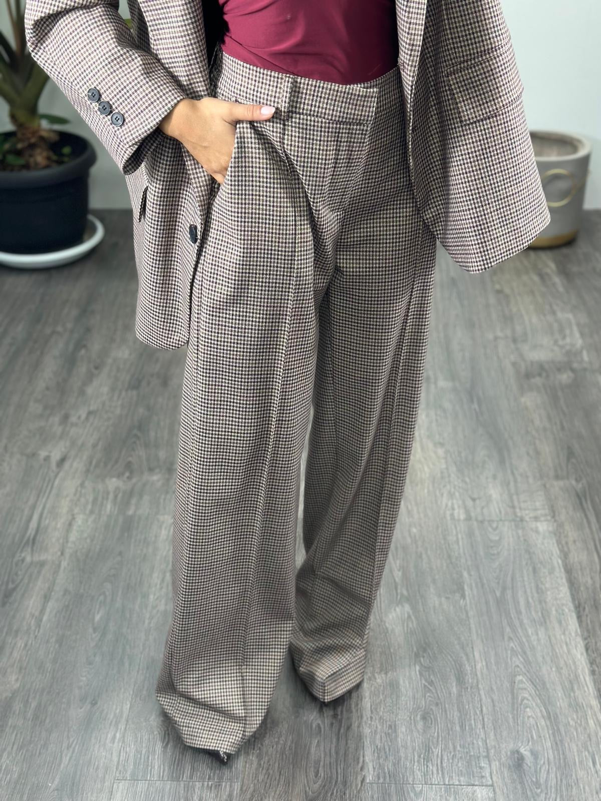 Pantaloni dritti a quadri