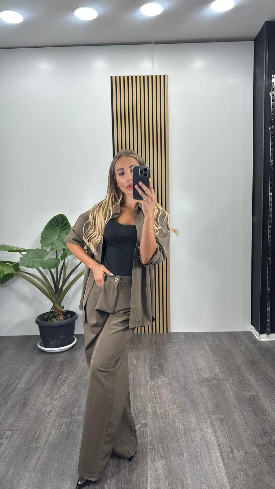 Coordinato CHIARA con camicia e pantaloni