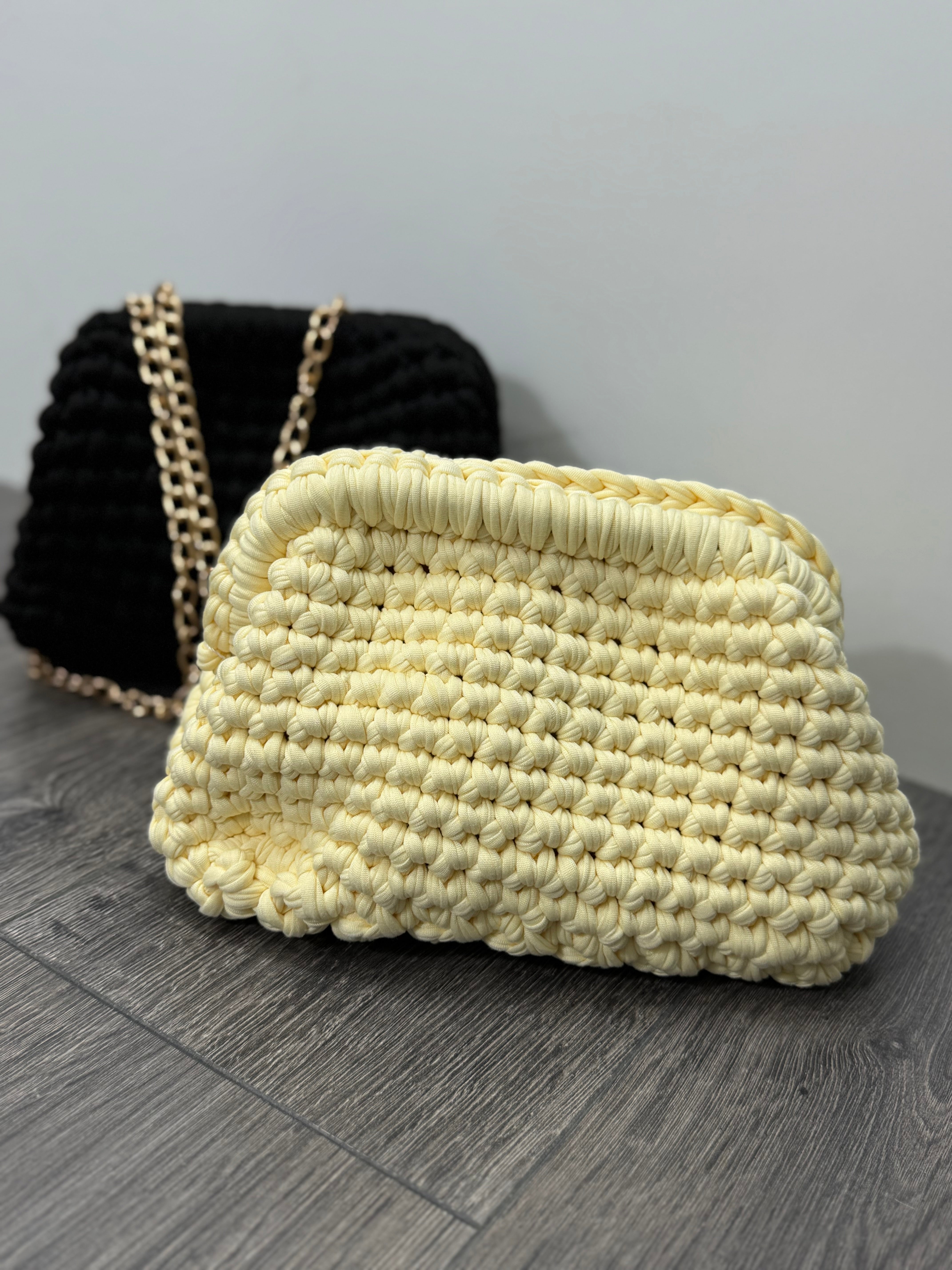 Borsa MUST HAVE ad uncinetto