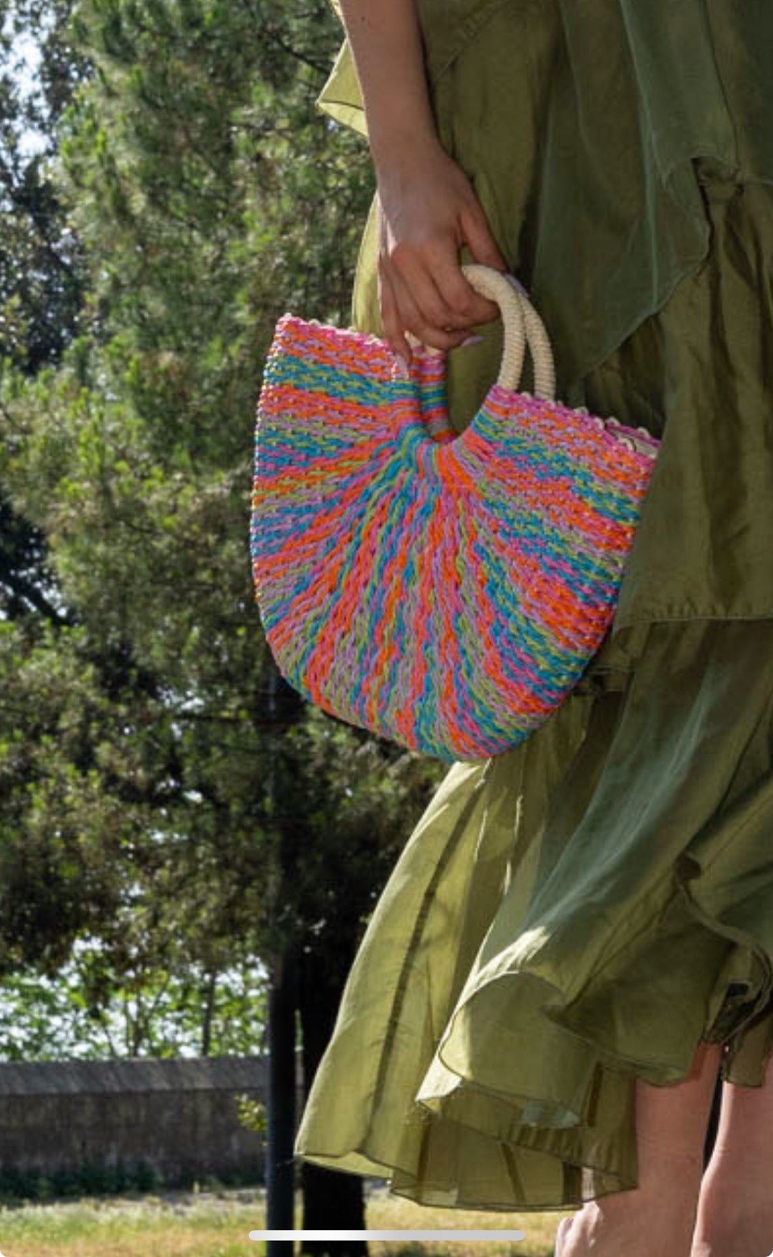 Borsa in rafia colorata