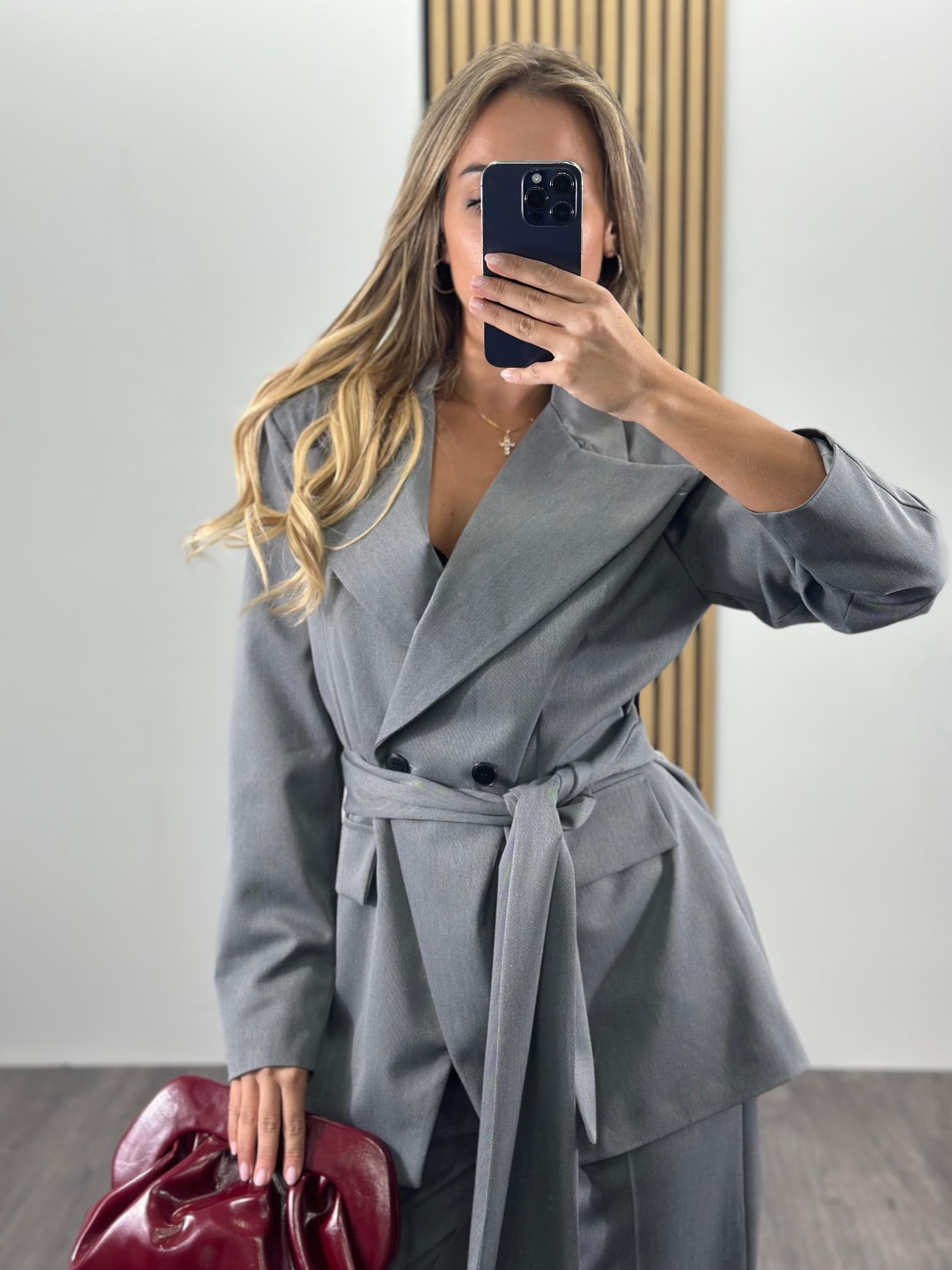Tailleur con cintura Lady